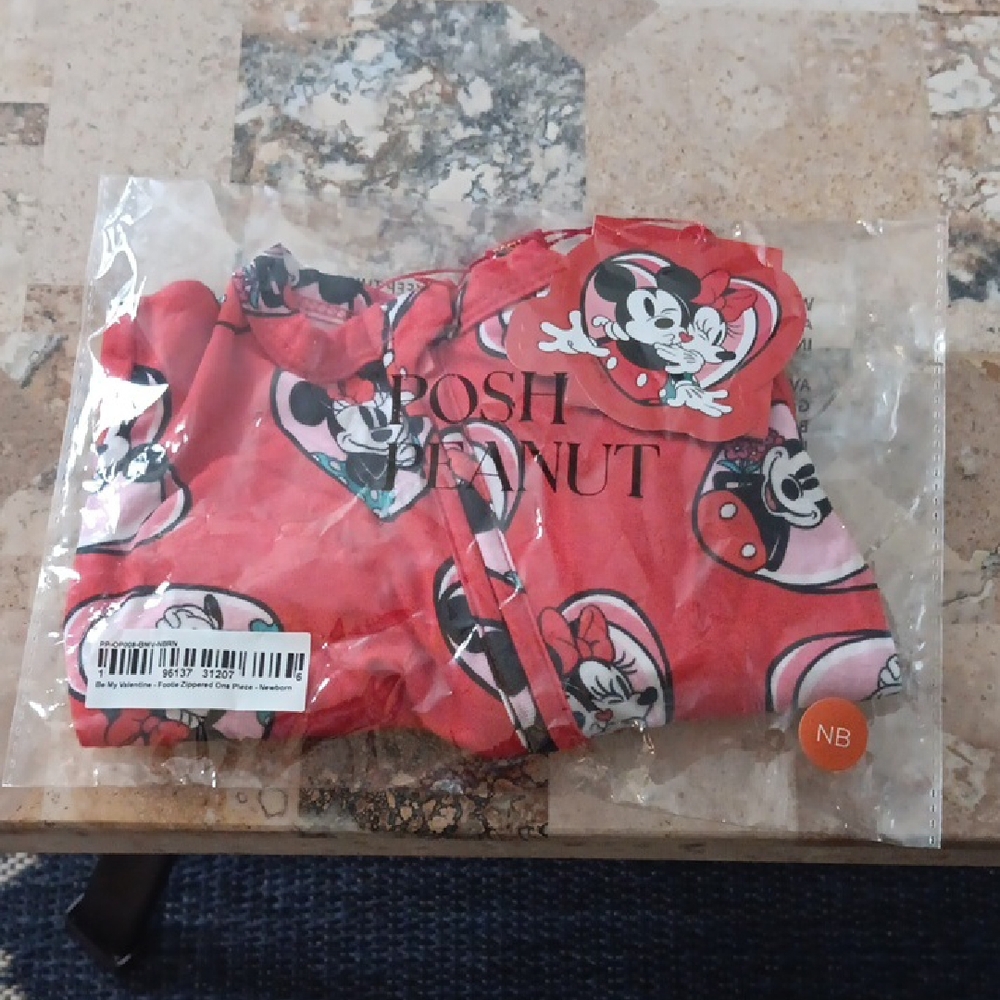 Posh Peanut Red Minnie Mouse Sleepwear